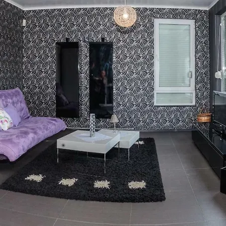 公寓 Downtown - Comfy 2-bdr. Apt In Top Centre