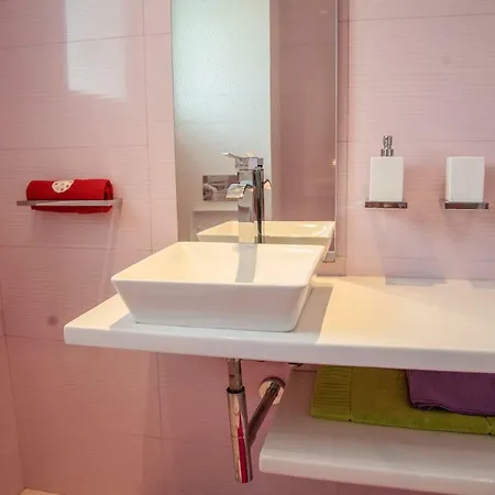 Downtown - Comfy 2-bdr. Apt In Top Centre 公寓 布尔加斯